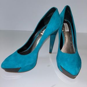 Rachel Zoe turquoise, suede leather, almond toe high heels- sz 7.5 M